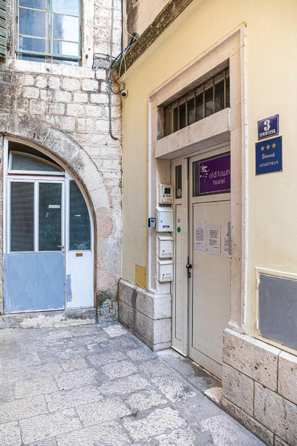 Within Ancient Walls Split Exterior photo